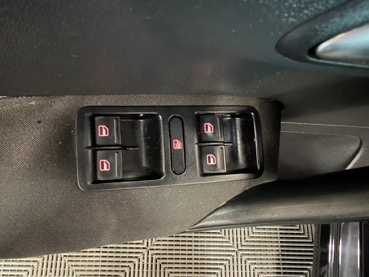 Volkswagen Polo Citadine 5 portes — photo 16