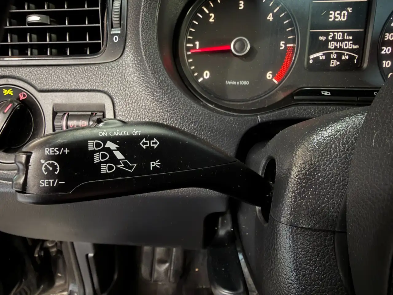 Volkswagen Polo Citadine 5 portes — photo 21