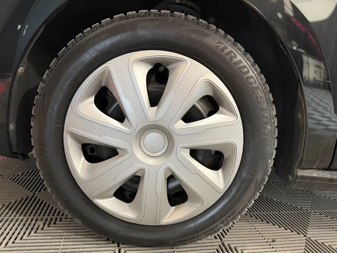 Volkswagen Polo Citadine 5 portes — photo 44
