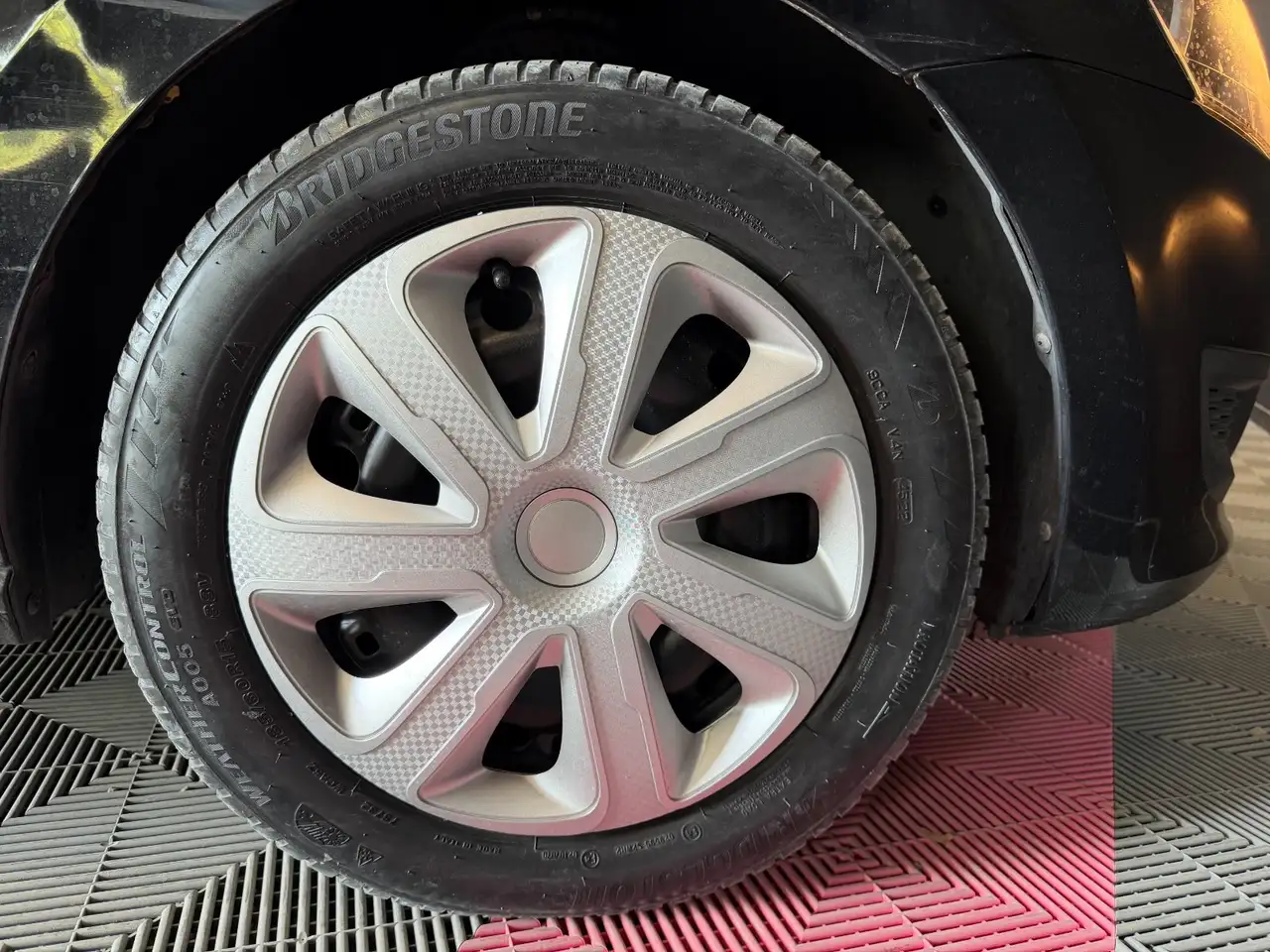 Volkswagen Polo Citadine 5 portes — photo 41