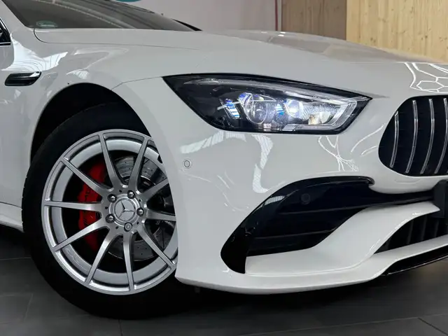 Mercedes-Benz Amg GT view 2