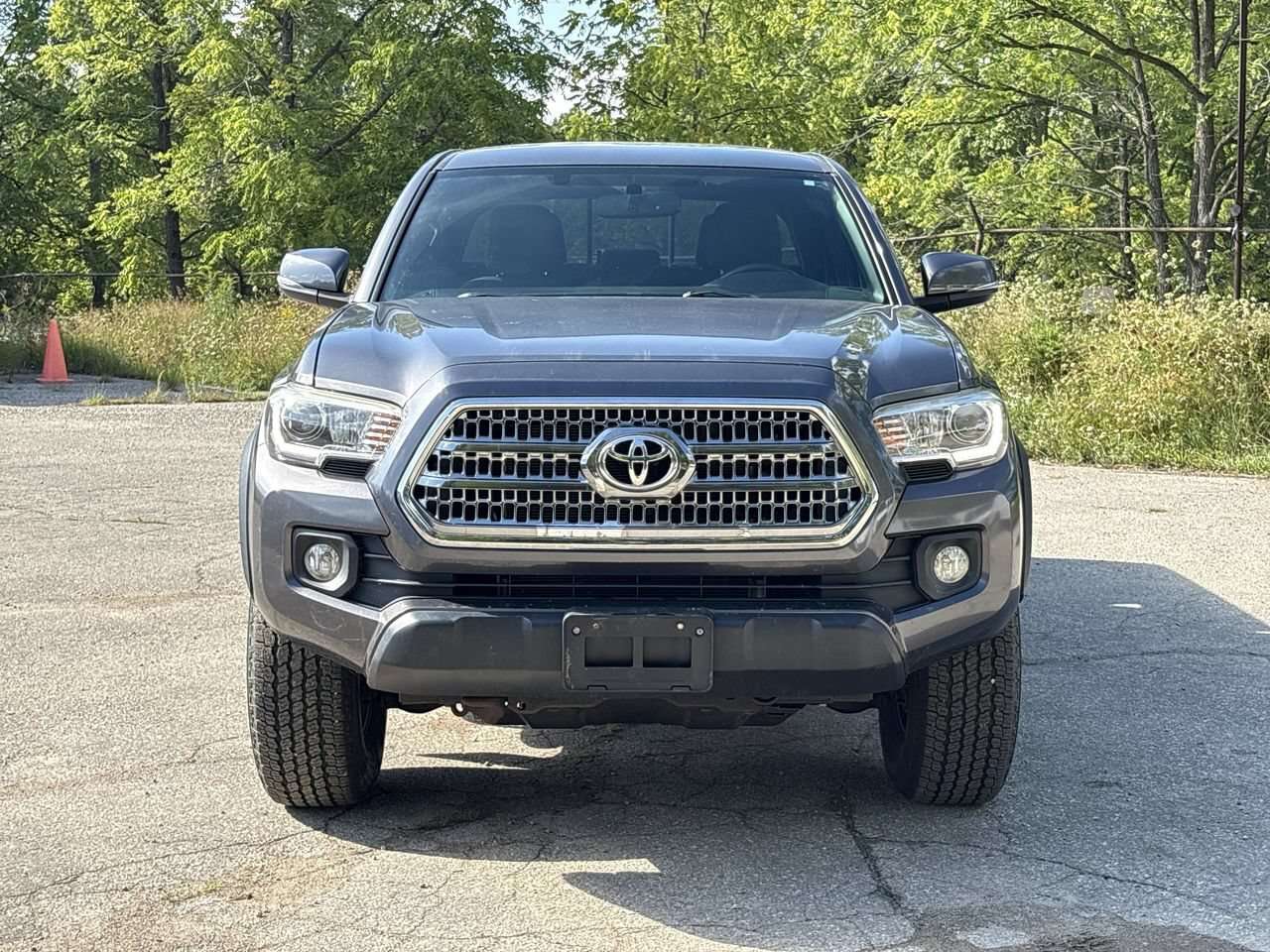 2017 Toyota Tacoma TRD Off Road | NAVIGATION | DUAL ZONE CLIMATE | HE — снимка 1
