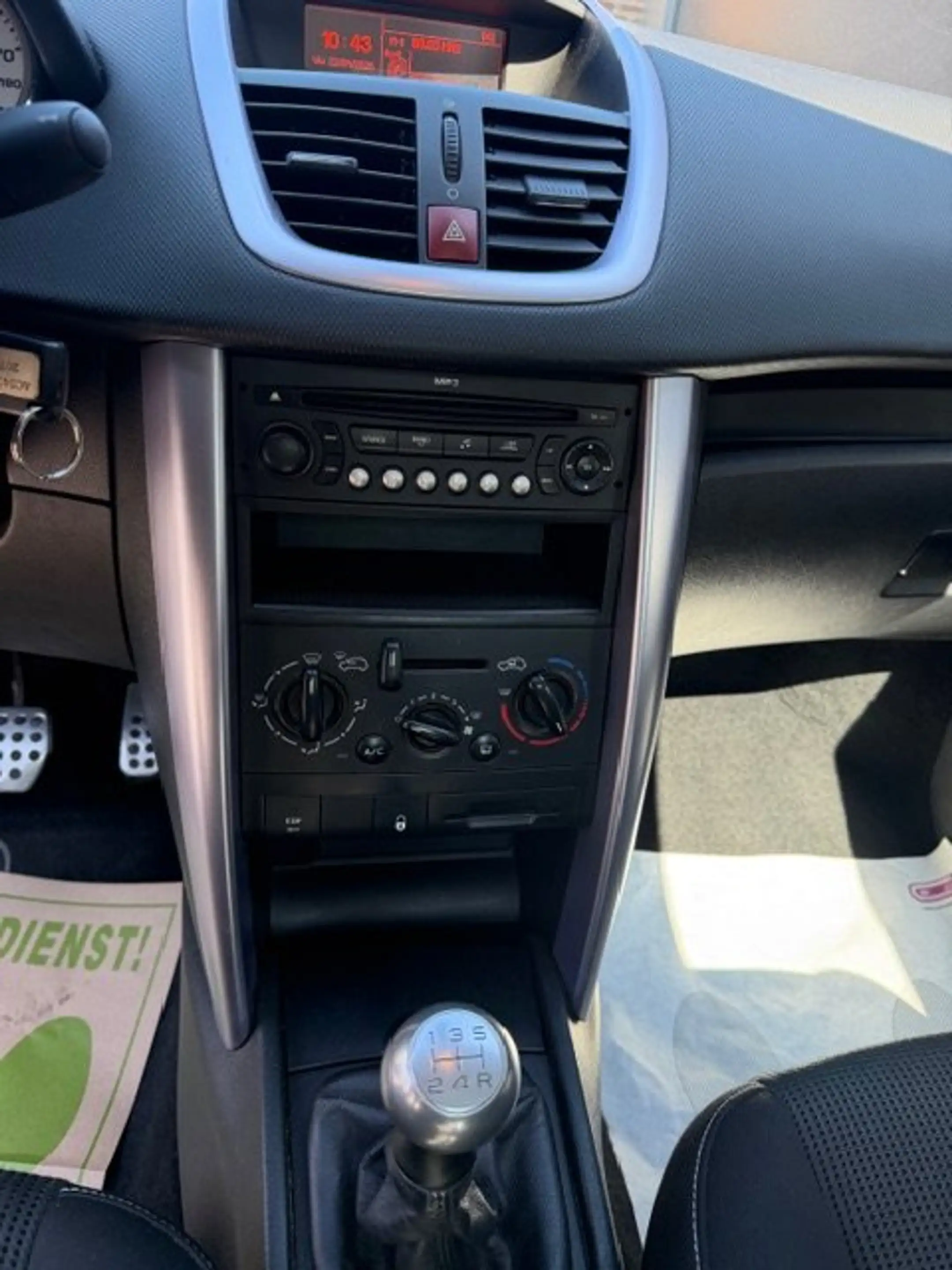 Peugeot 207 207 CC 1.6i 16v — photo 8