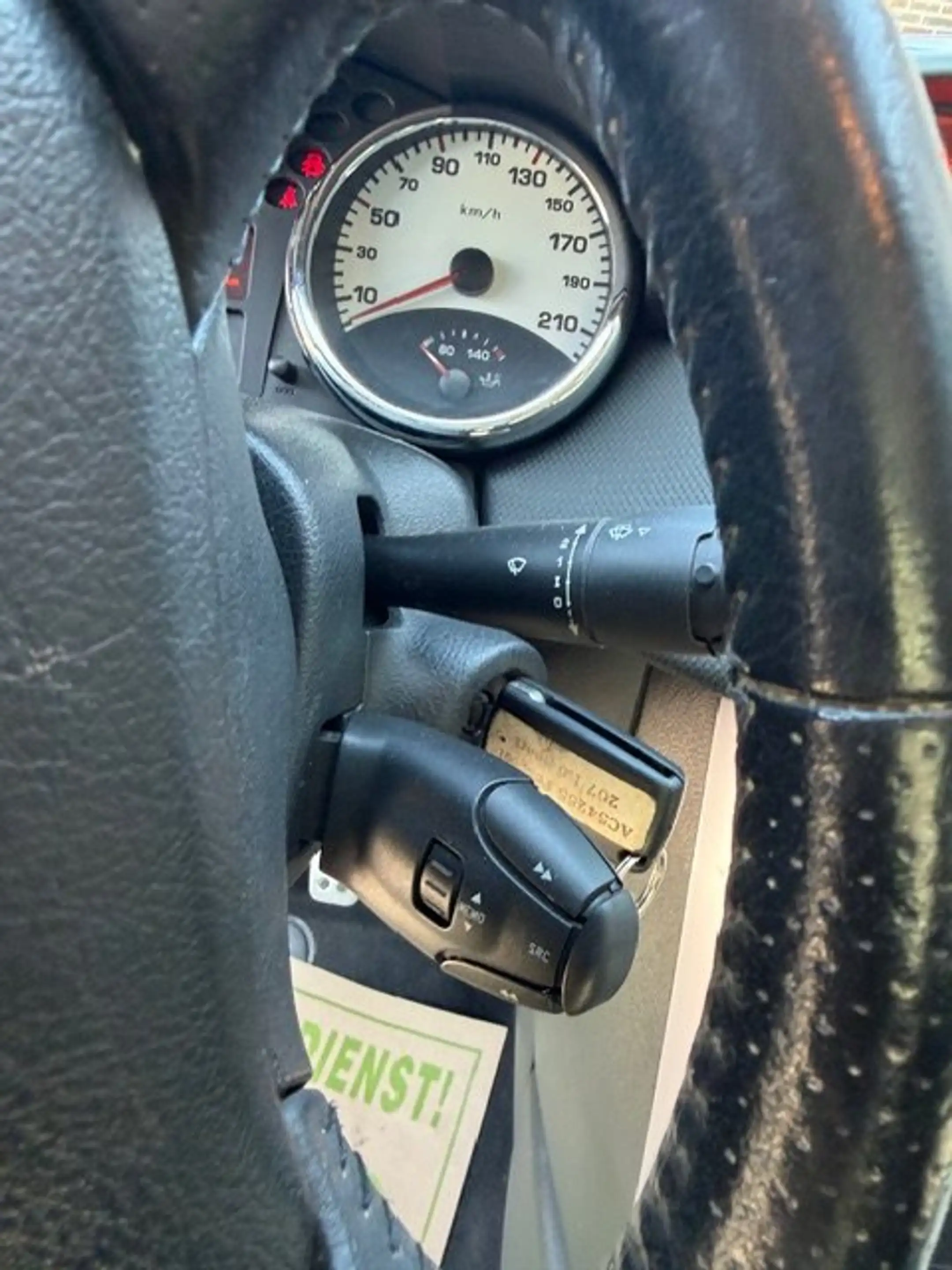 Peugeot 207 207 CC 1.6i 16v — photo 9