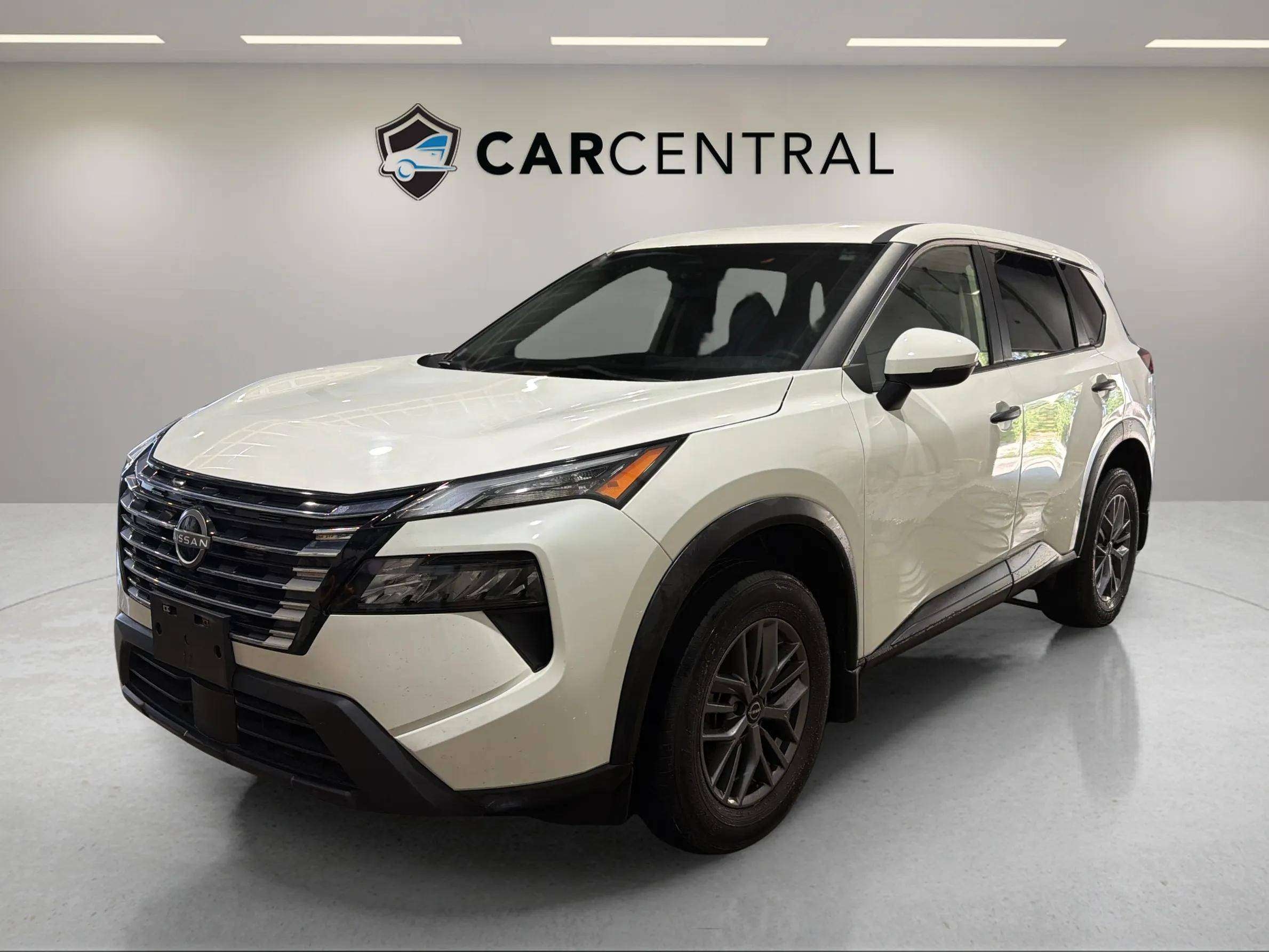 White 2024 Nissan Rogue SUV / Crossover All-Wheel Drive Automatic