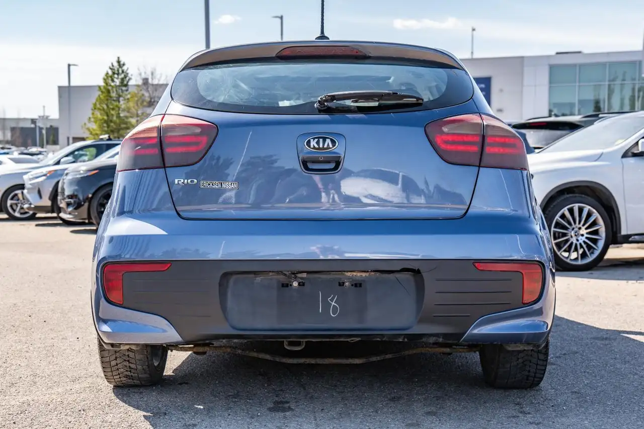 Kia Rio снимка Kia Rio