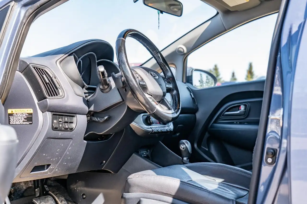 Kia Rio снимка Kia Rio