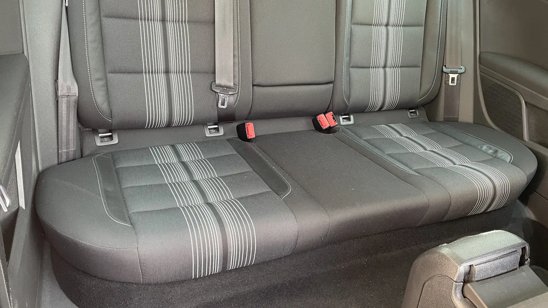 Volkswagen Golf 1.2 TSI MATCH - 1