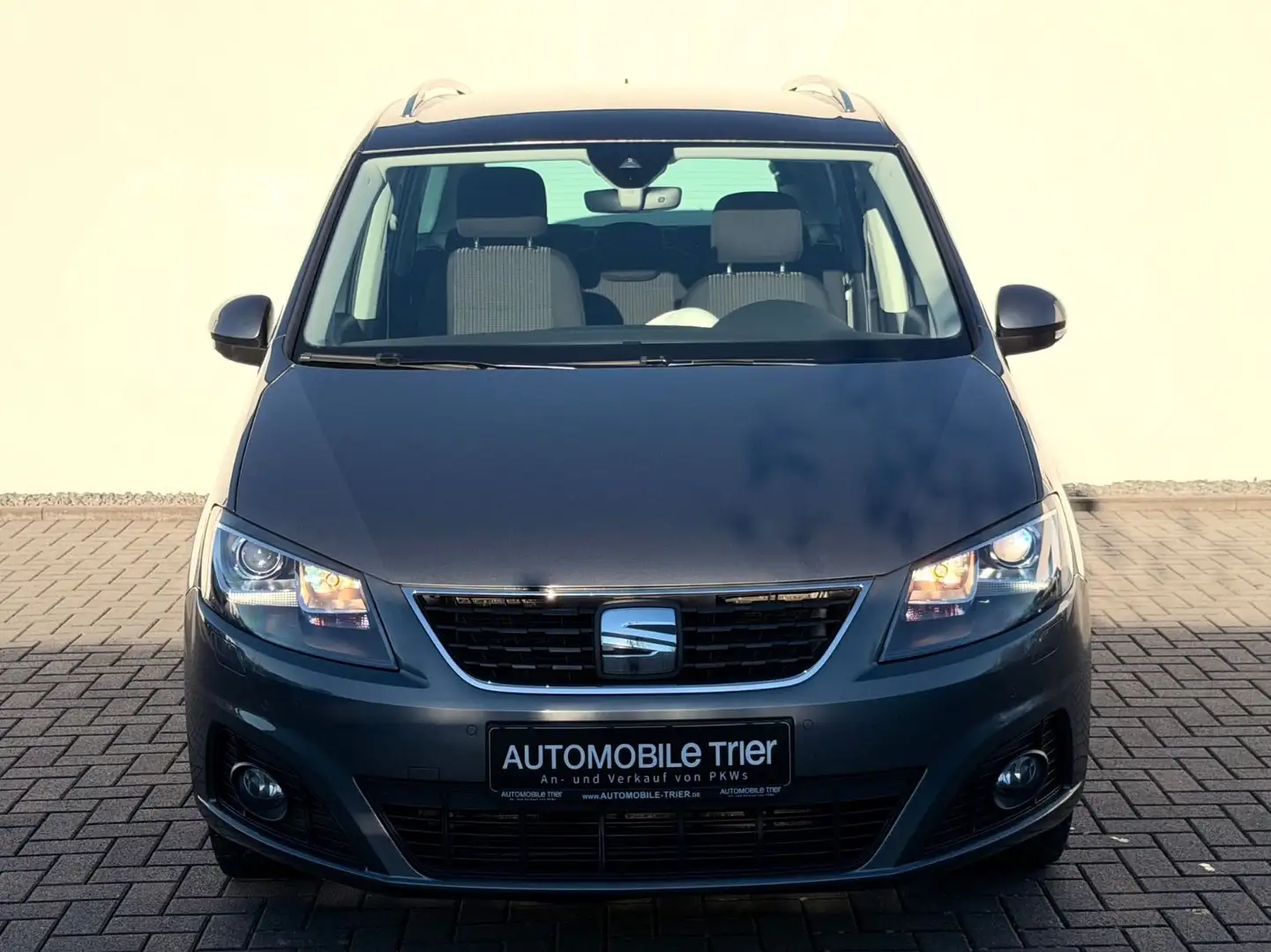 SEAT Alhambra 2.0 TDI DSG /7.SITZER/NAVI/ACC/AHK/CAM/ - 2