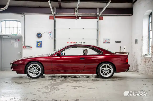 BMW 850 V12 aus zweiter Hand mit Servicehistorie