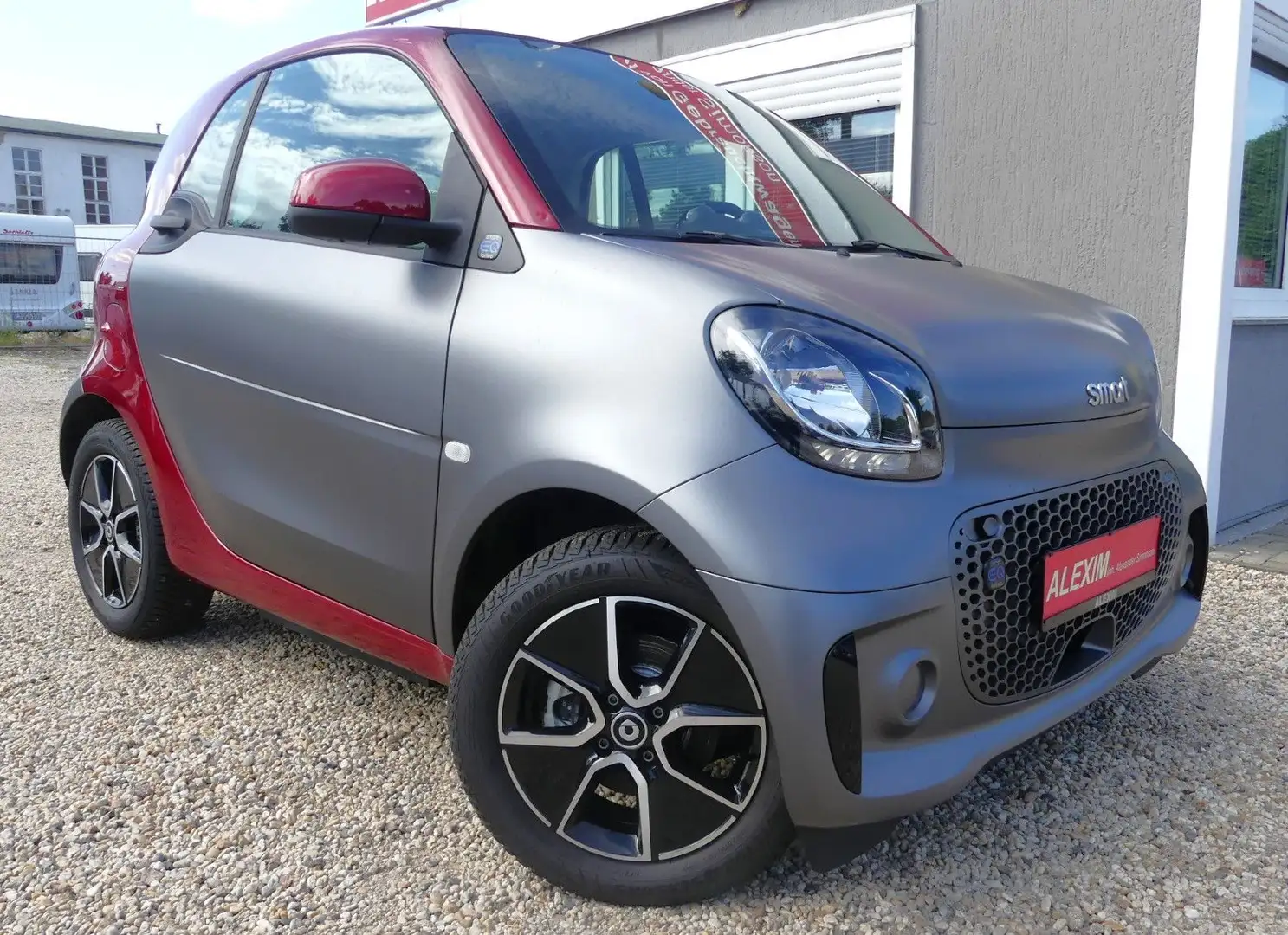 smart forTwo EQ/SHZ/Klimaauto/USB/DAB/ Grau - 2