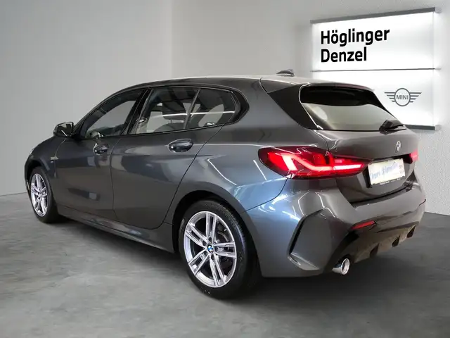 BMW 1 Series view 9