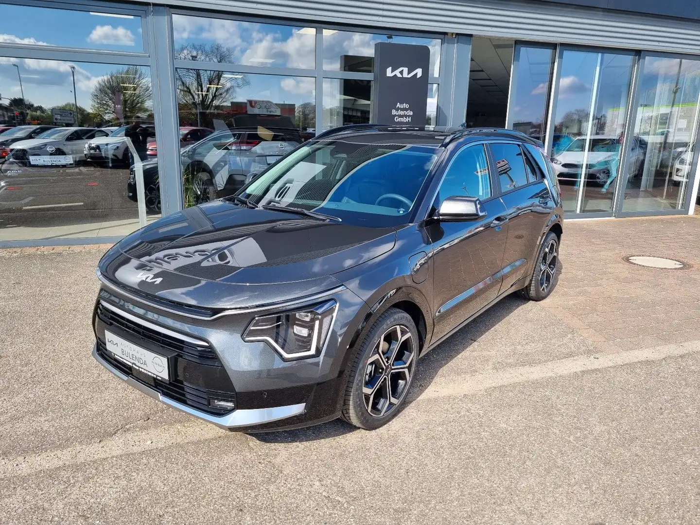 Kia Niro NIRO 1.6 PHEV DCT PLUG&RIDE Komfort Style Grau - 2