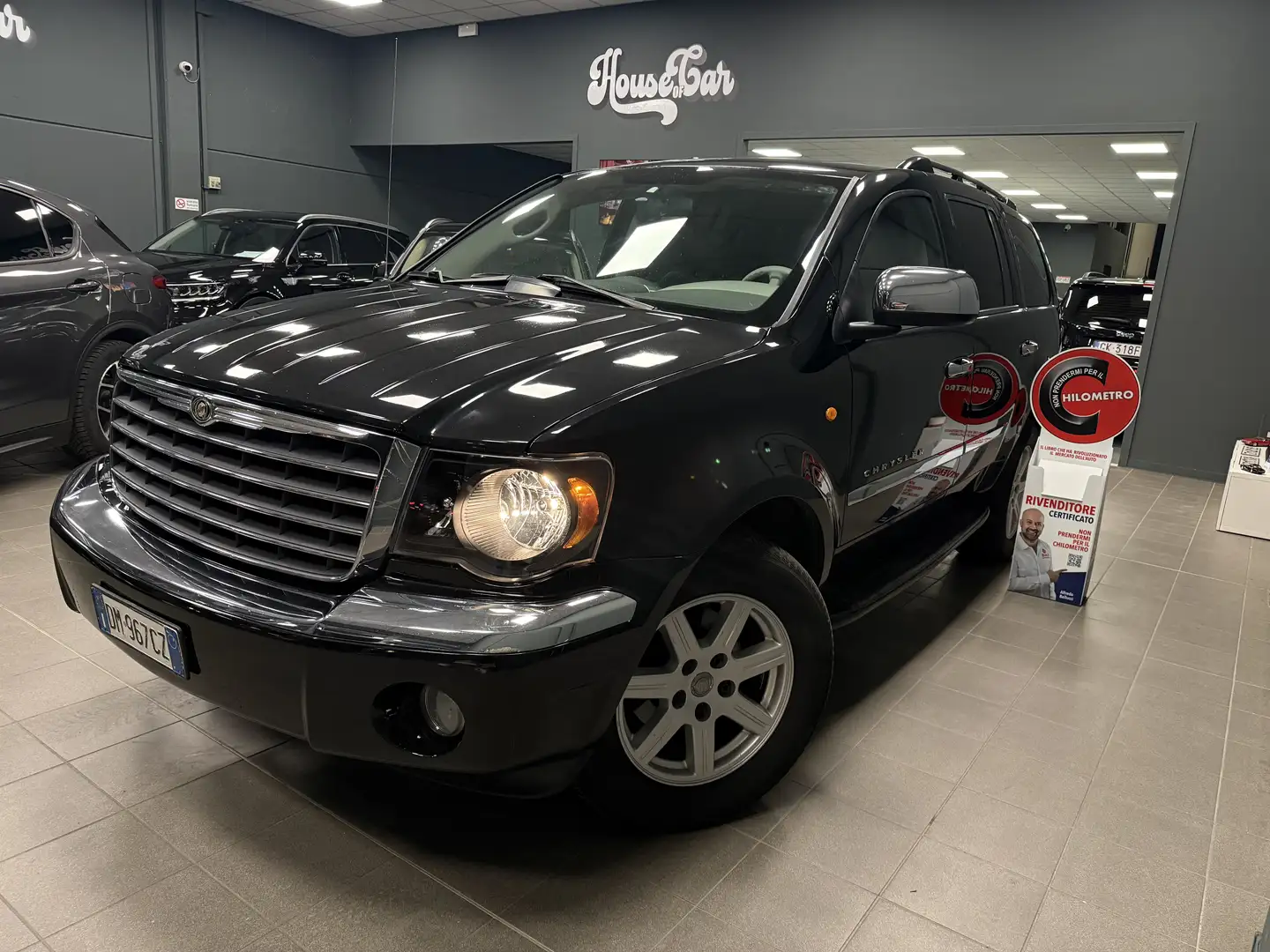 Chrysler Aspen 5.7 V8 hemi Impianto gpl 179000miglia Fekete - 1