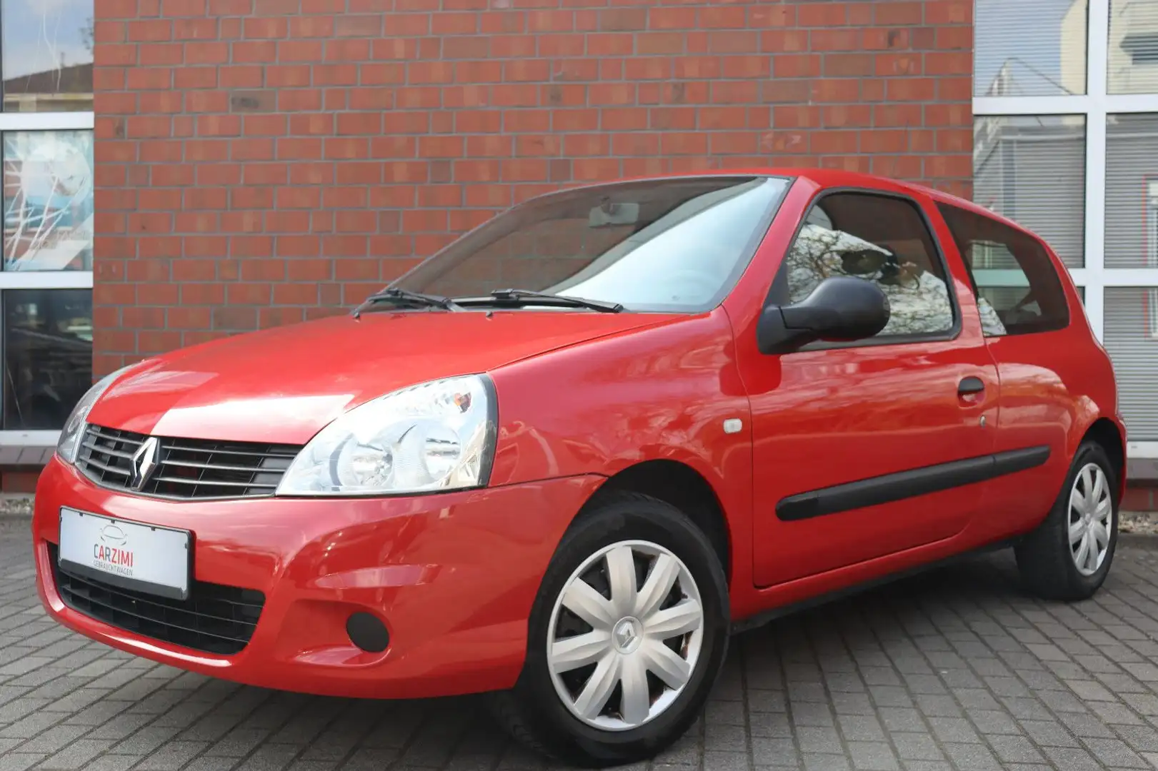 Renault Clio II 1.2 Campus Je t'aime Klima 1.Hand Rot - 1