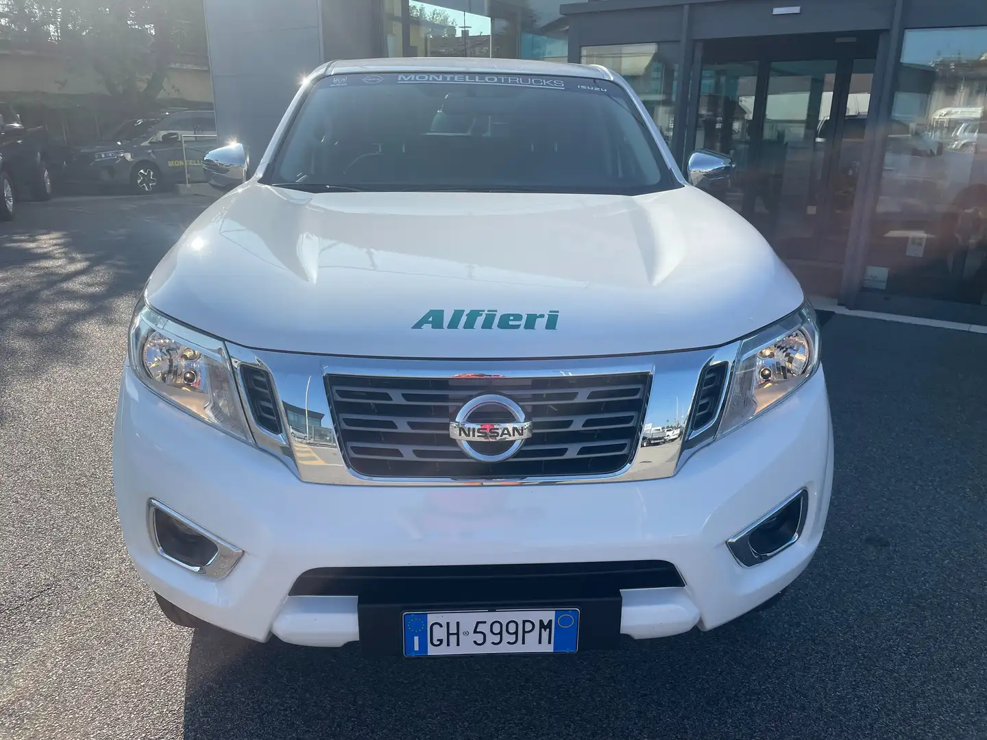 Nissan Navara Navara 2.3dci d.cabN-Connecta 4wd 163cv my19Gancio Blanc - 2