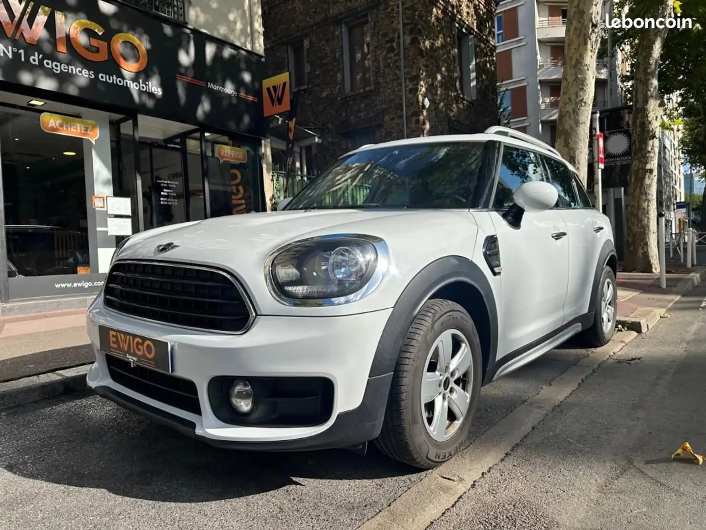MINI Cooper Countryman 1.5 102 ONE Entretien Complet BMW-MINI Wit - 1