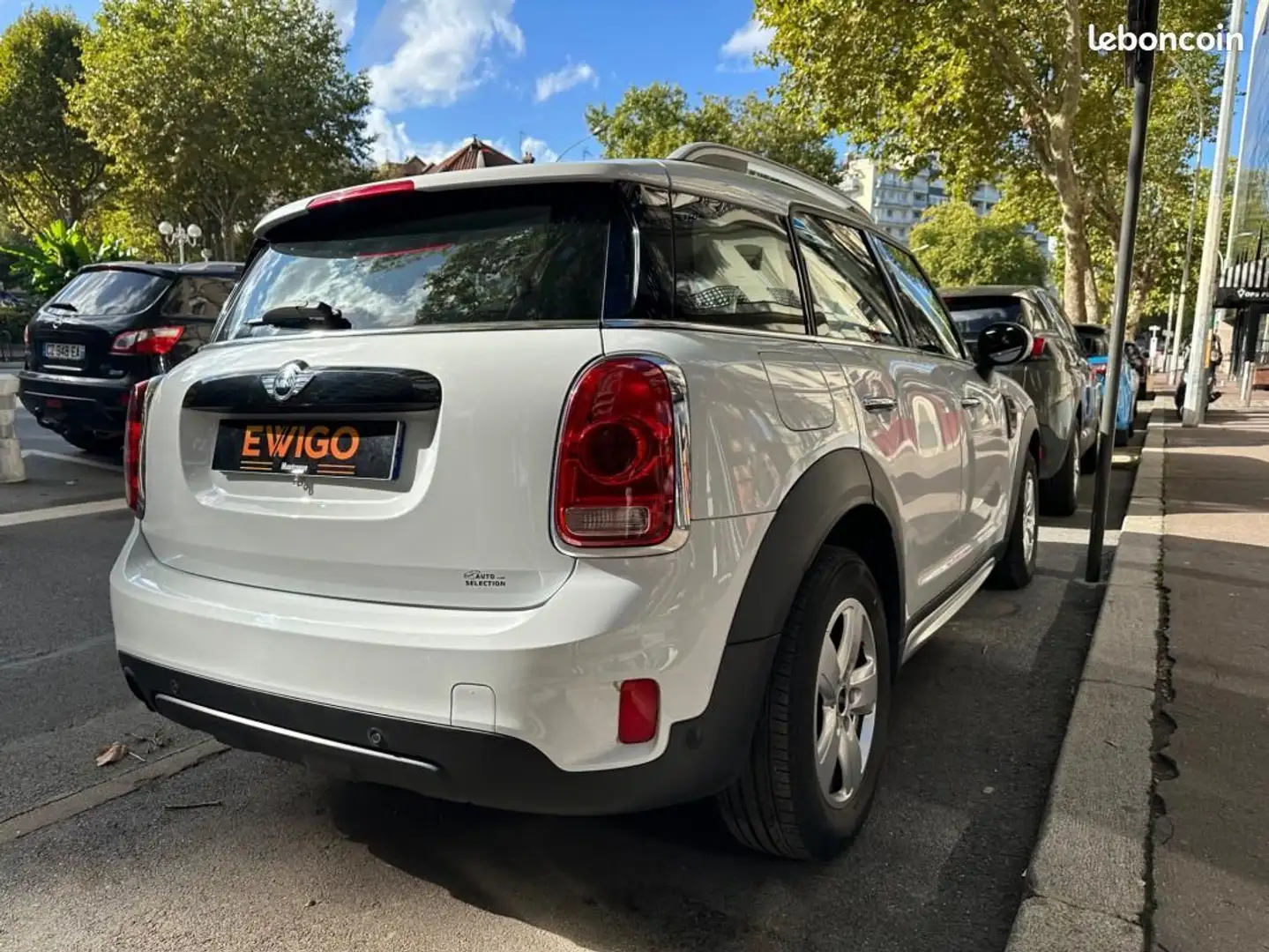 MINI Cooper Countryman 1.5 102 ONE Entretien Complet BMW-MINI Wit - 2