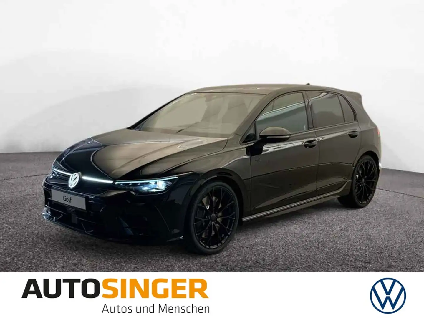Volkswagen Golf R BLACK AKRAPOVIC*LEDER*HARMAN*PANO*DCC*360 Zwart - 1