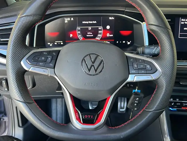Volkswagen Polo view 13