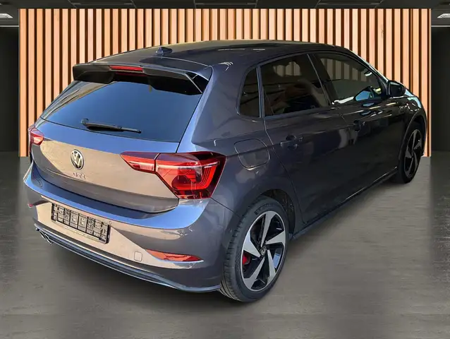 Volkswagen Polo view 6