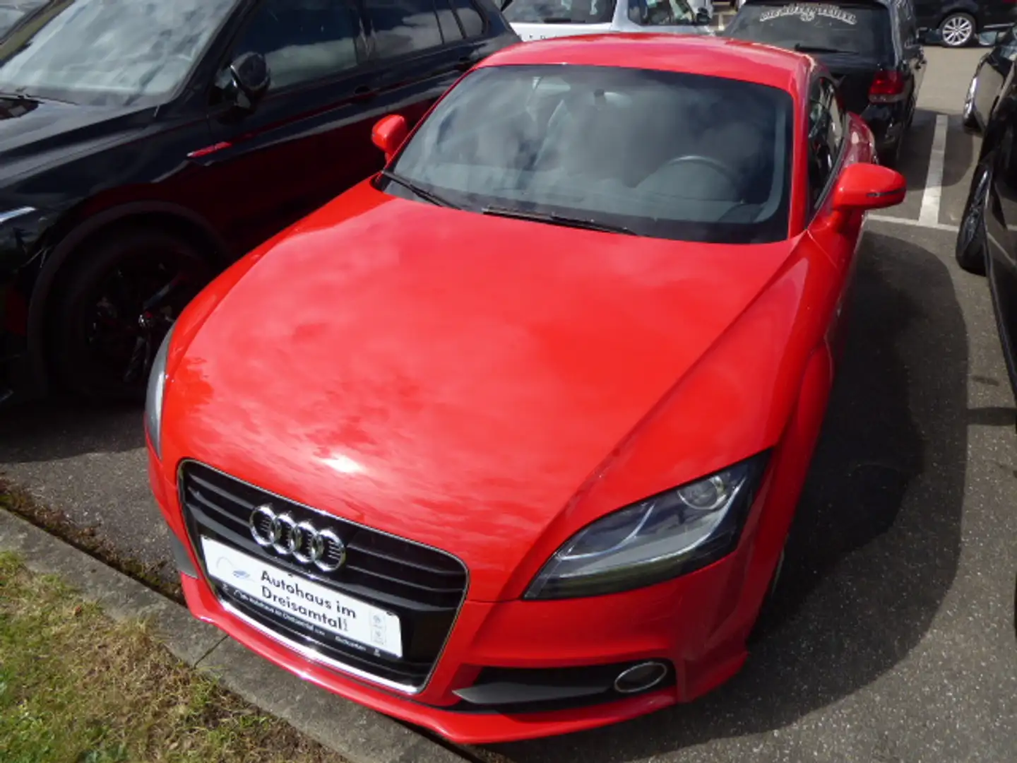 Audi TT Coupe 2,0 Roadster Rouge - 1