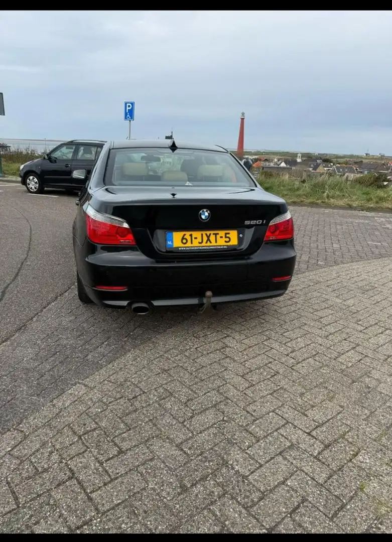 BMW 520 520i Corp.L. BnsEd I Zwart - 2