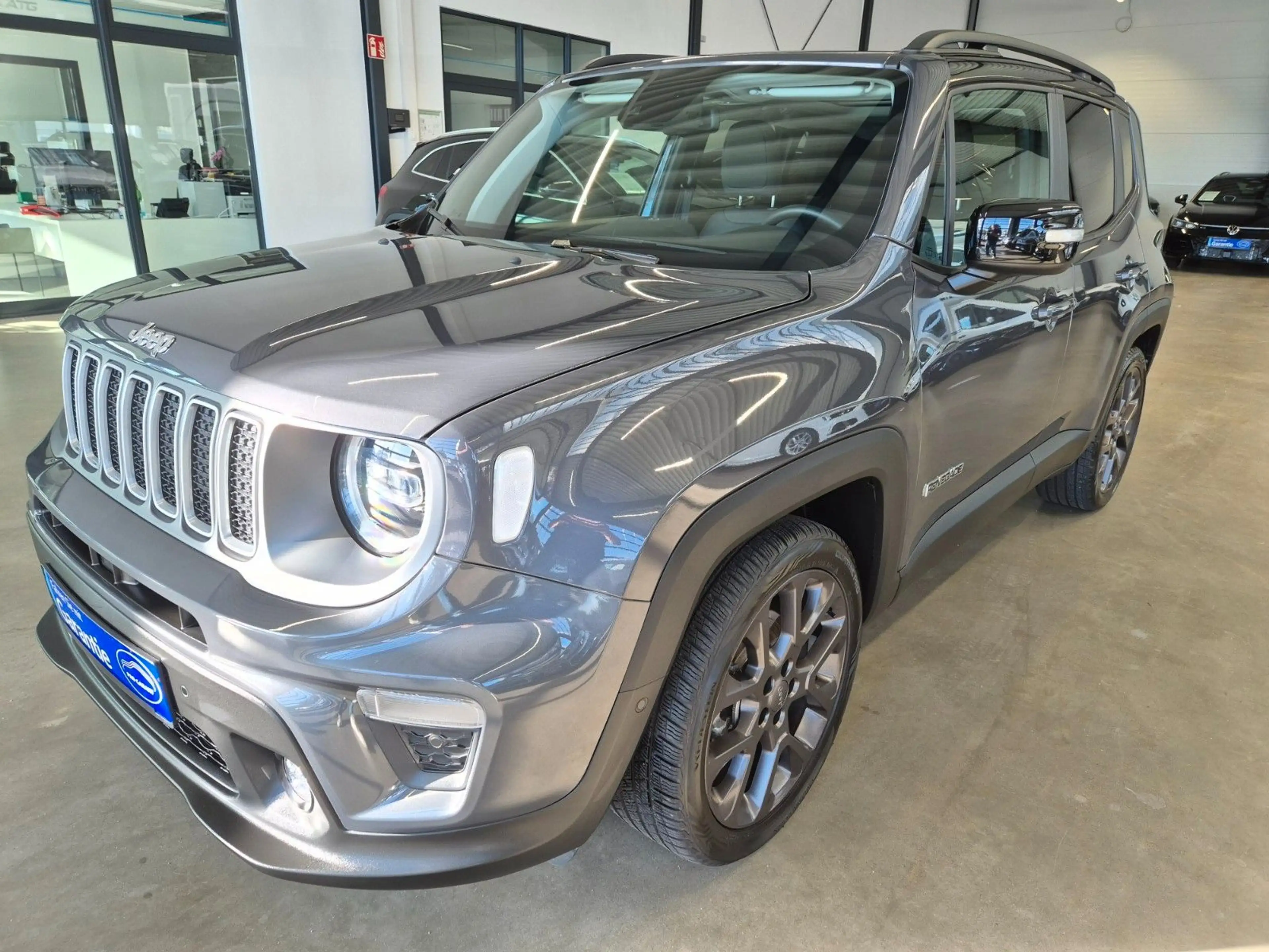 Jeep Renegade RENEGADE 1.5 T LEDER SHZ NAVI ACC PANO CAM AHK — photo 9