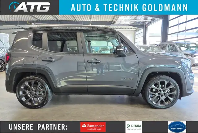 Jeep Renegade RENEGADE 1.5 T LEDER SHZ NAVI ACC PANO CAM AHK