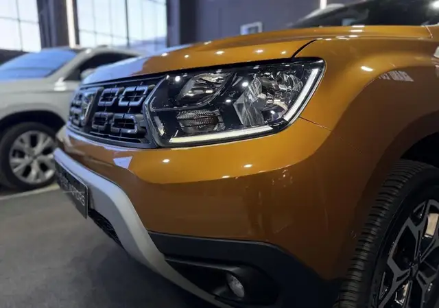 Dacia Duster view 8
