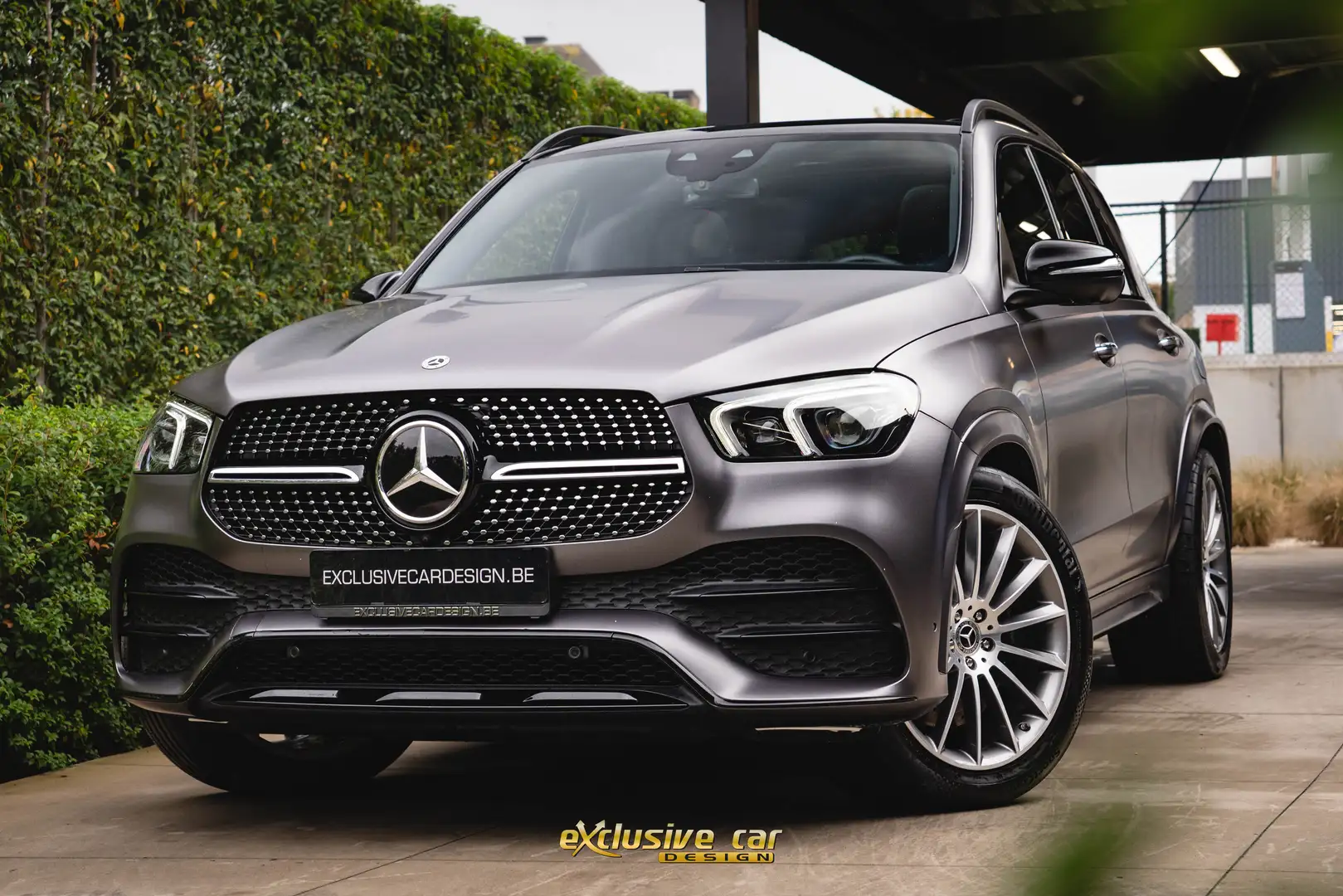 Mercedes-Benz GLE 350 de 4Matic AMG Line /Full option/Trekhaak/360°/ Grau - 1