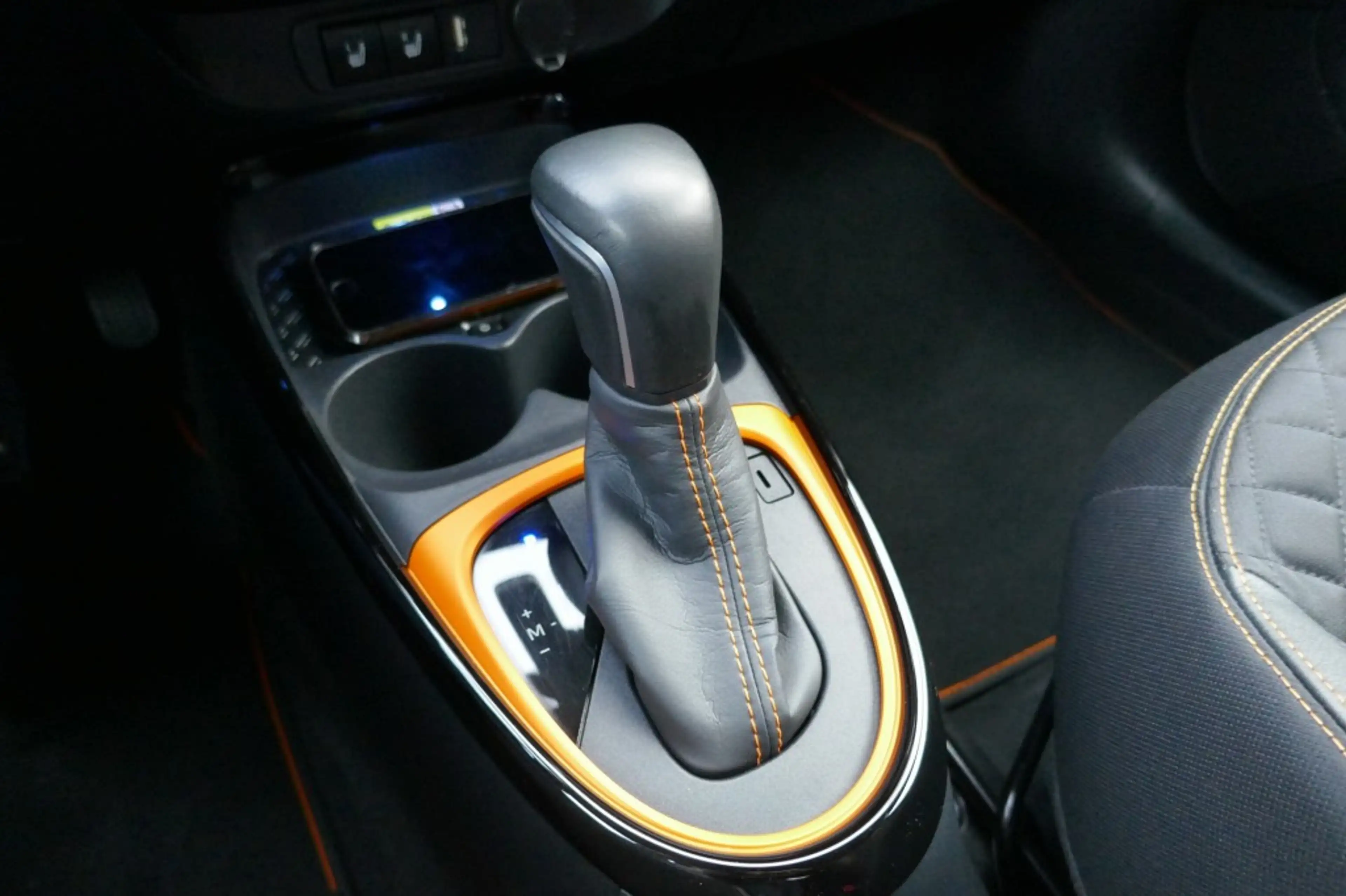 Toyota Aygo X 1.0 VVT-I S-CVT LIMETED CAMERA/STOELVERWARMING/JB — photo 42