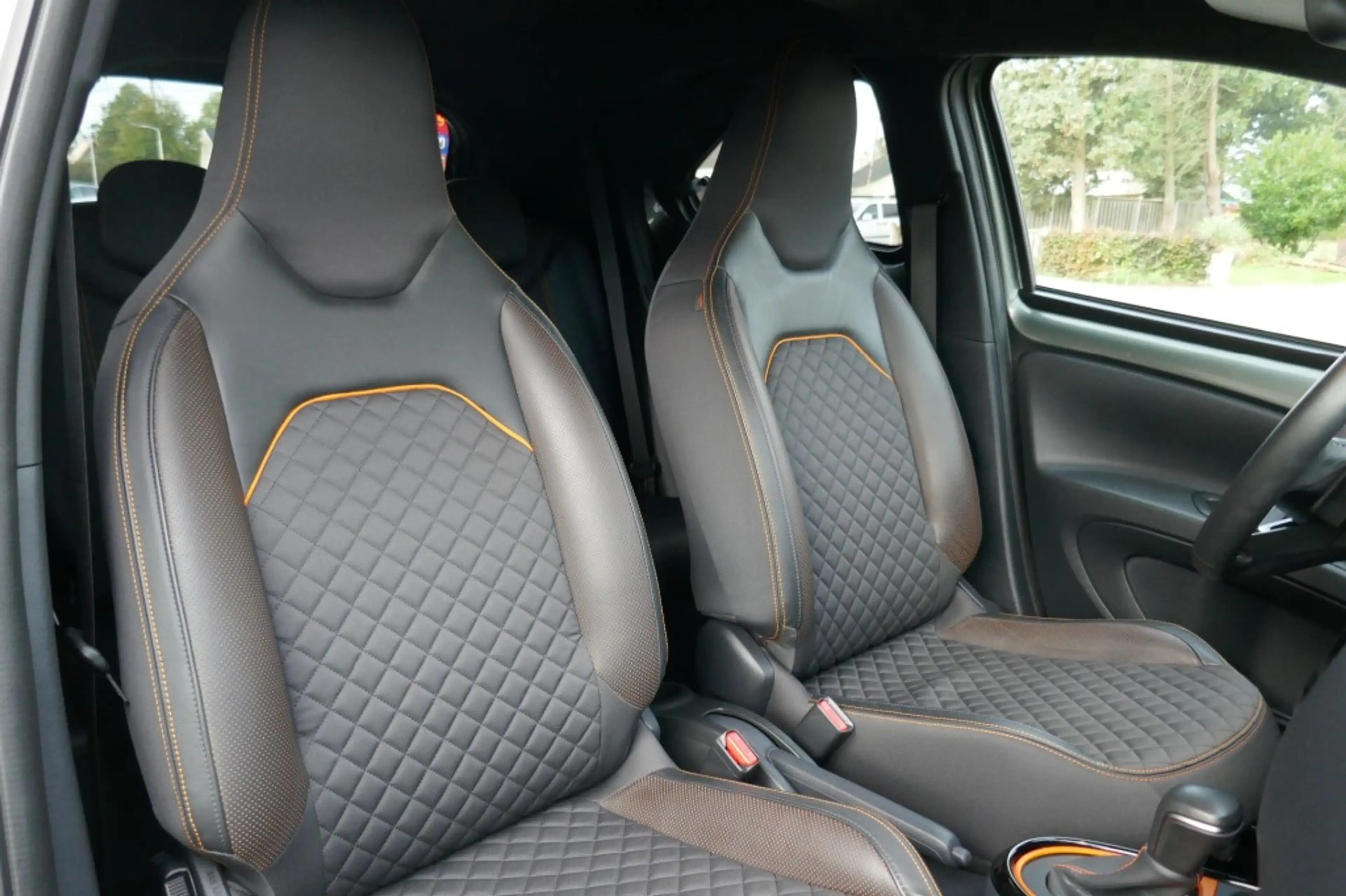 Toyota Aygo X 1.0 VVT-I S-CVT LIMETED CAMERA/STOELVERWARMING/JB — photo 20