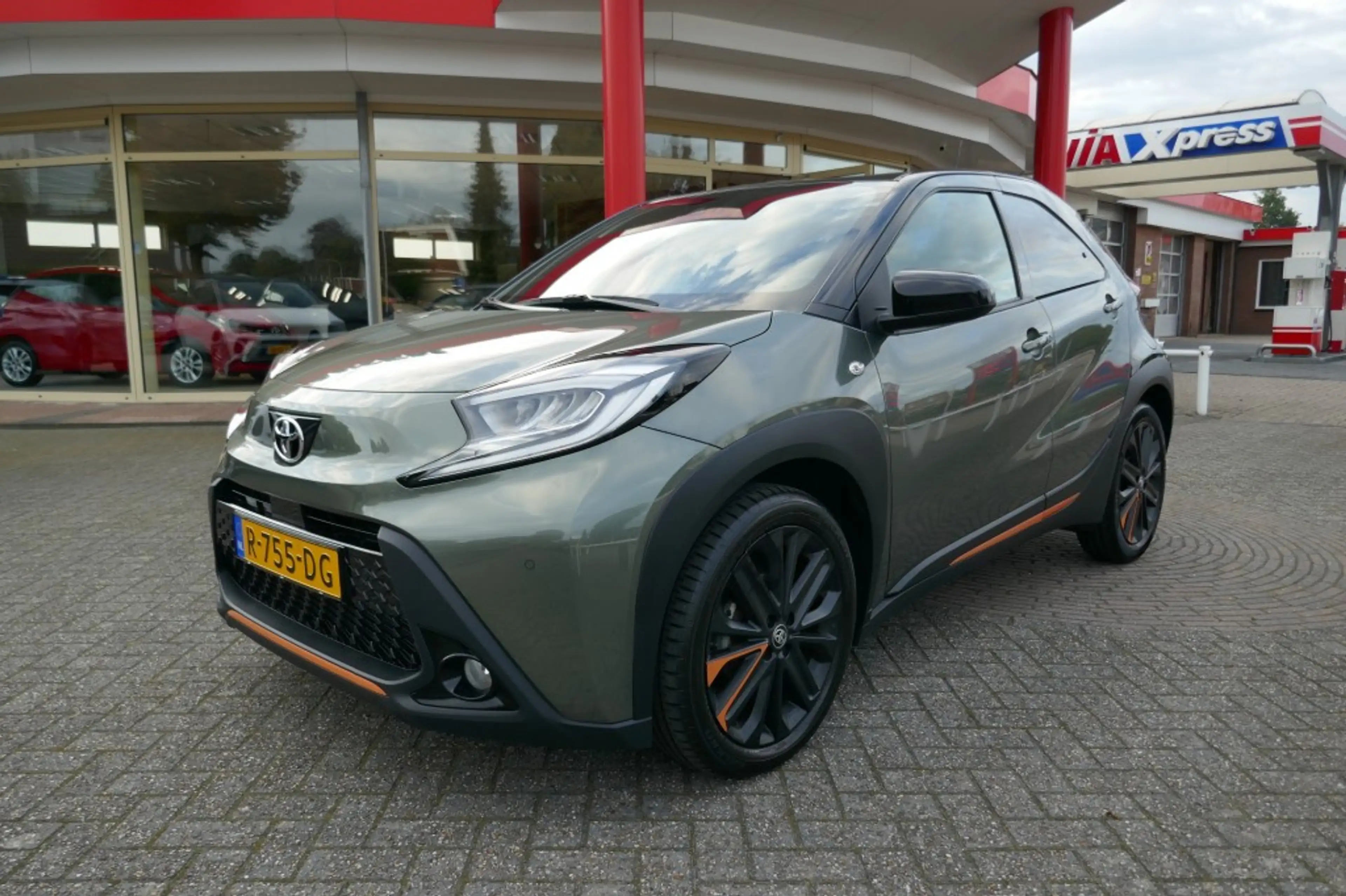 Toyota Aygo X 1.0 VVT-I S-CVT LIMETED CAMERA/STOELVERWARMING/JB — photo 2