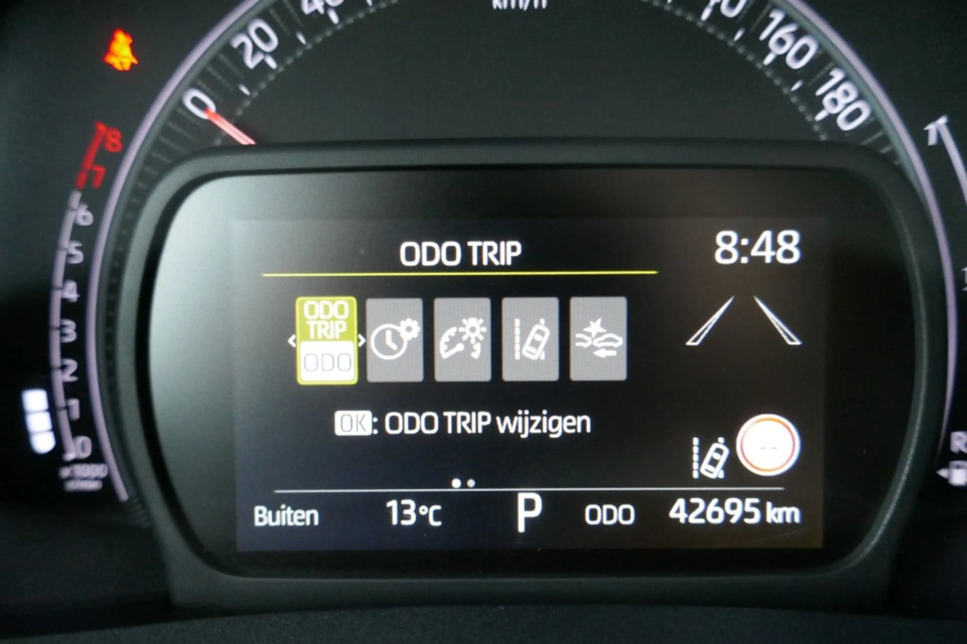 Toyota Aygo X 1.0 VVT-I S-CVT LIMETED CAMERA/STOELVERWARMING/JB — photo 33
