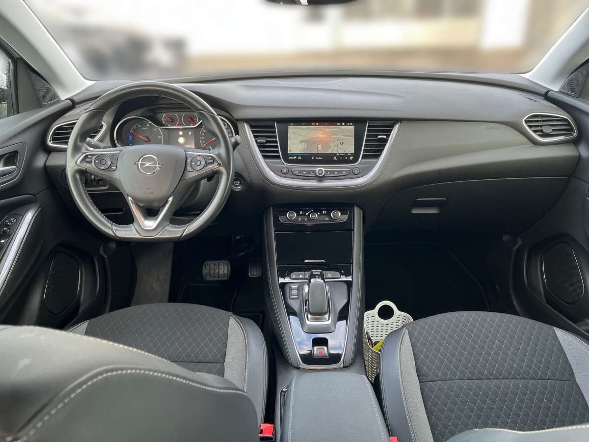 Opel Grandland