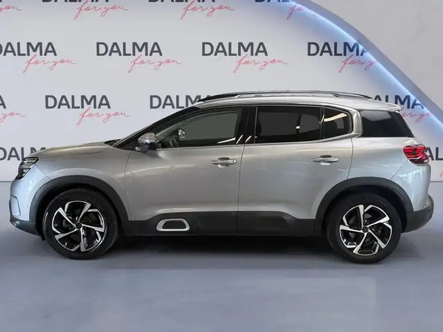 Citroen C5 Aircross view 2