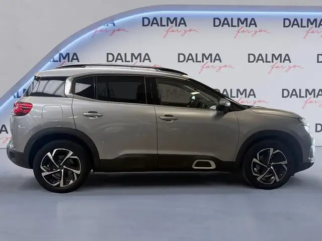 Citroen C5 Aircross view 6
