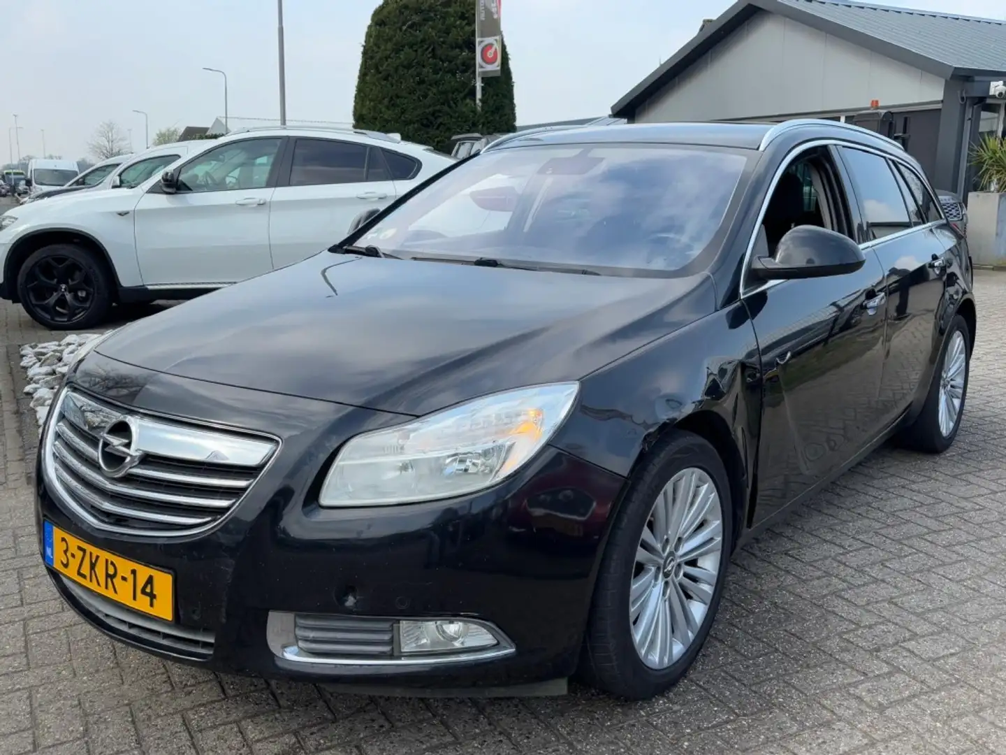 Opel Insignia Sports Tourer 2.0 CDTI Sport 2013 Automaat Black - 1
