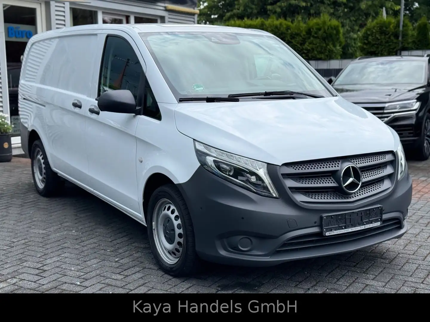 Mercedes-Benz Vito Kasten 116 CDI Autom/Lang/Navi/Kamera/LED Weiß - 2