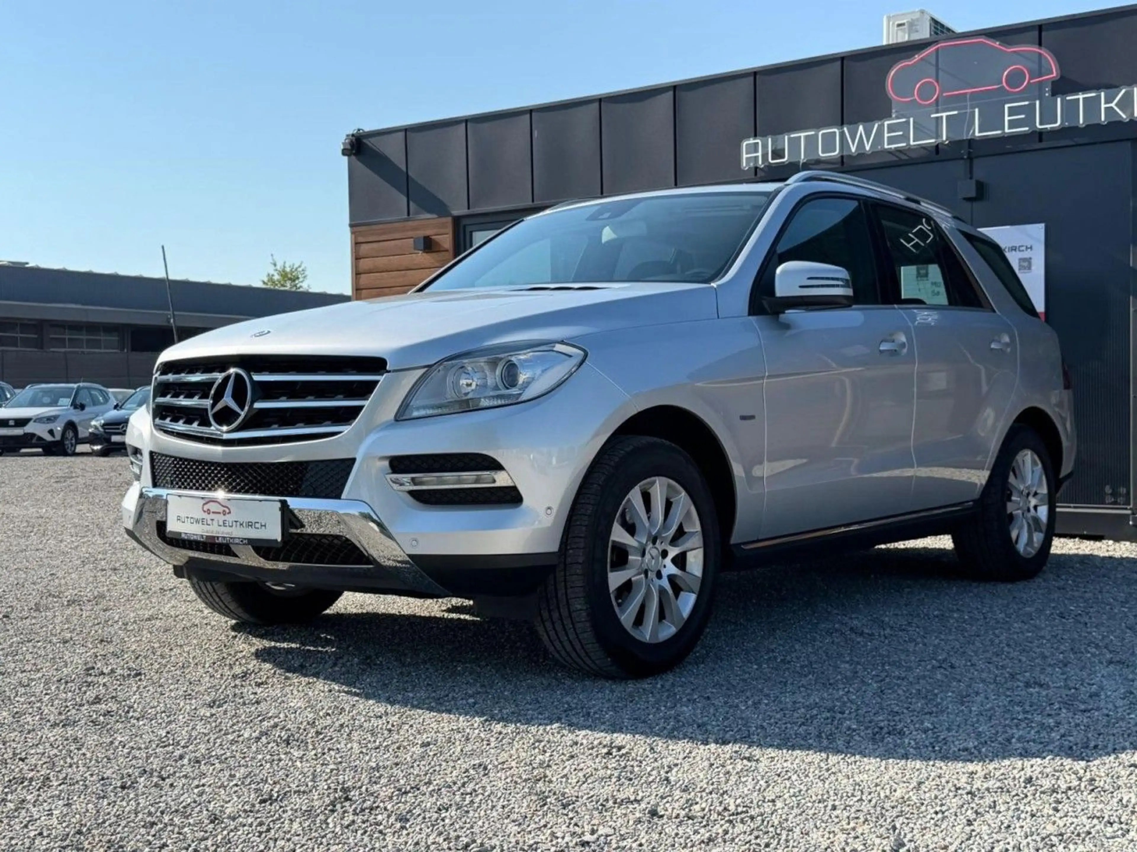 Mercedes-Benz ML 250 CDI BlueTec AHK PDC NAVI SHZ Klima Navi — photo 3