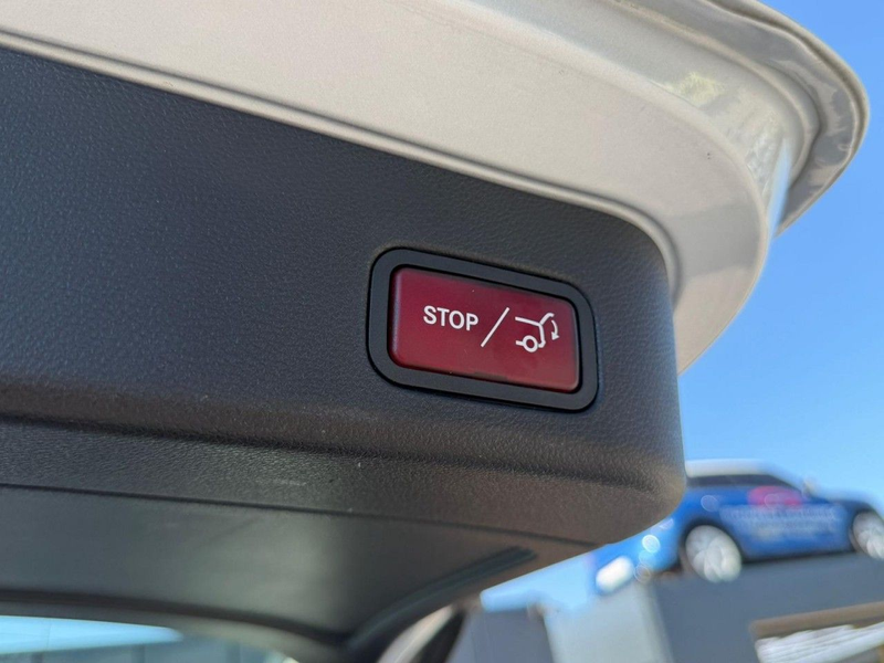 Mercedes-Benz ML 250 CDI BlueTec AHK PDC NAVI SHZ Klima Navi — photo 8