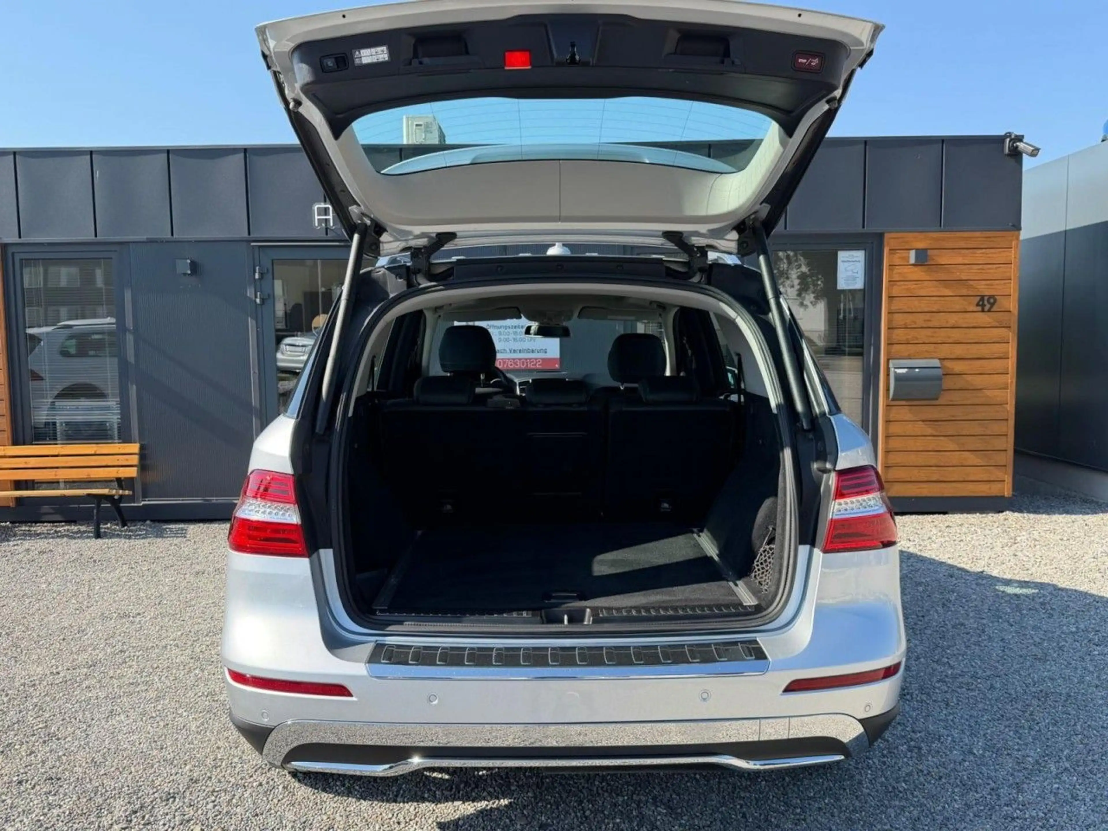 Mercedes-Benz ML 250 CDI BlueTec AHK PDC NAVI SHZ Klima Navi — photo 7