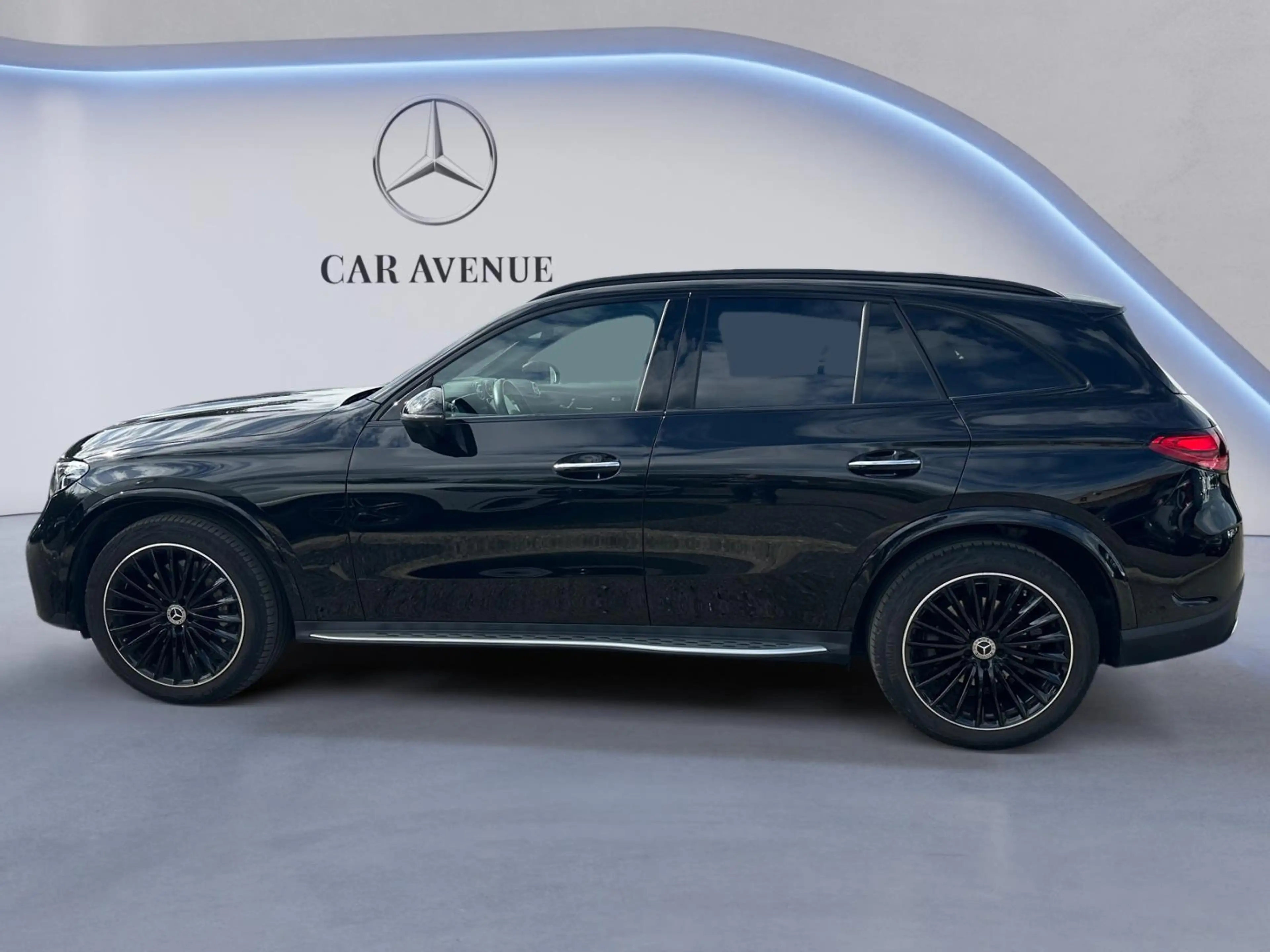 Mercedes-Benz GLC 200 d 4MATIC AMG Line — photo 8