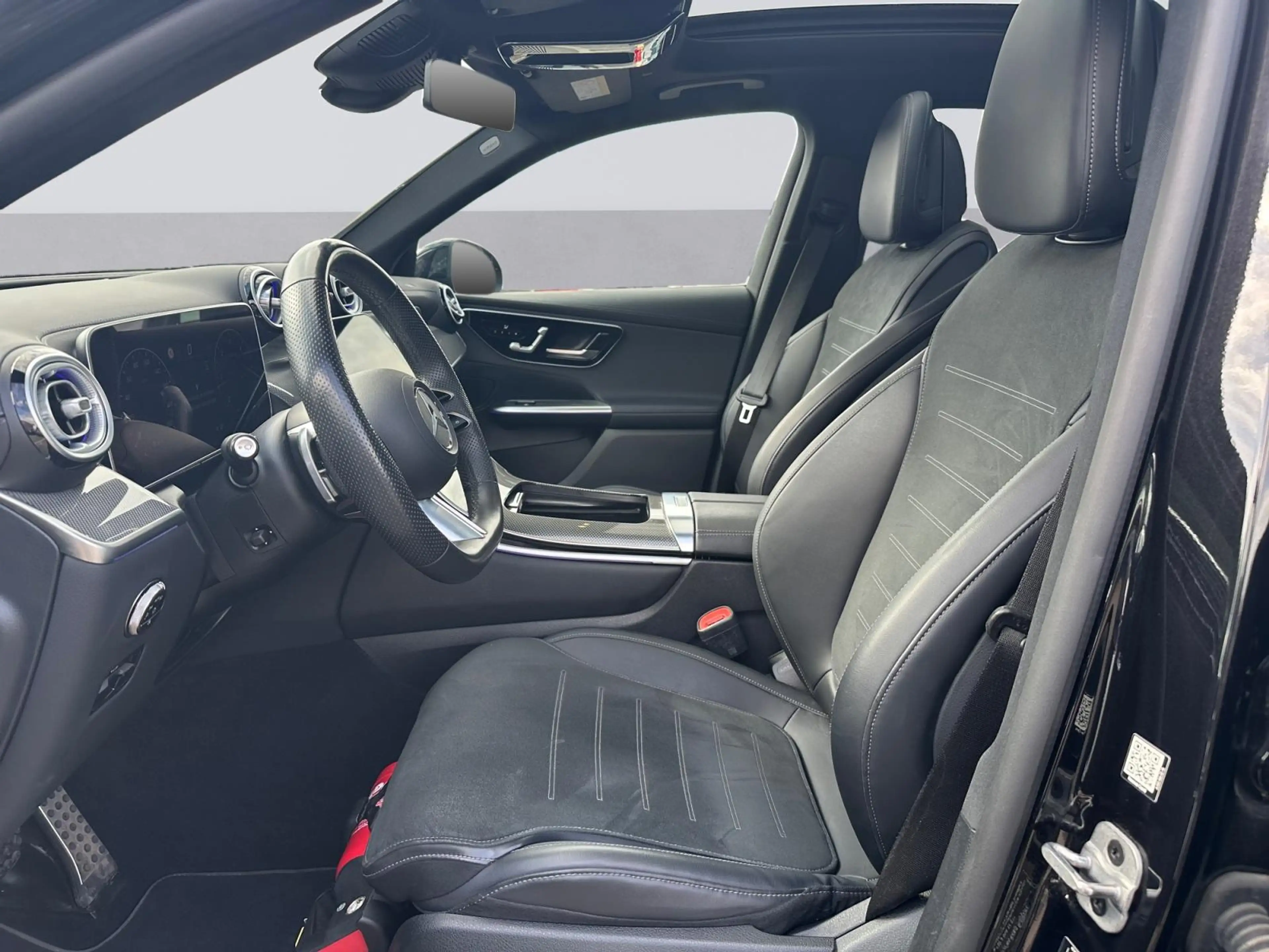Mercedes-Benz GLC 200 d 4MATIC AMG Line — photo 10