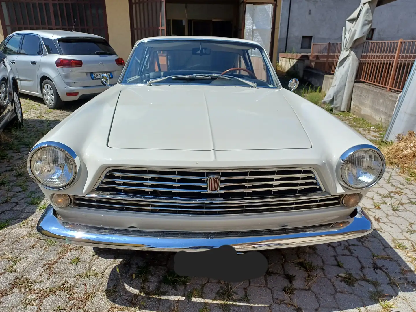 Fiat 2300 Abarth Bílá - 2