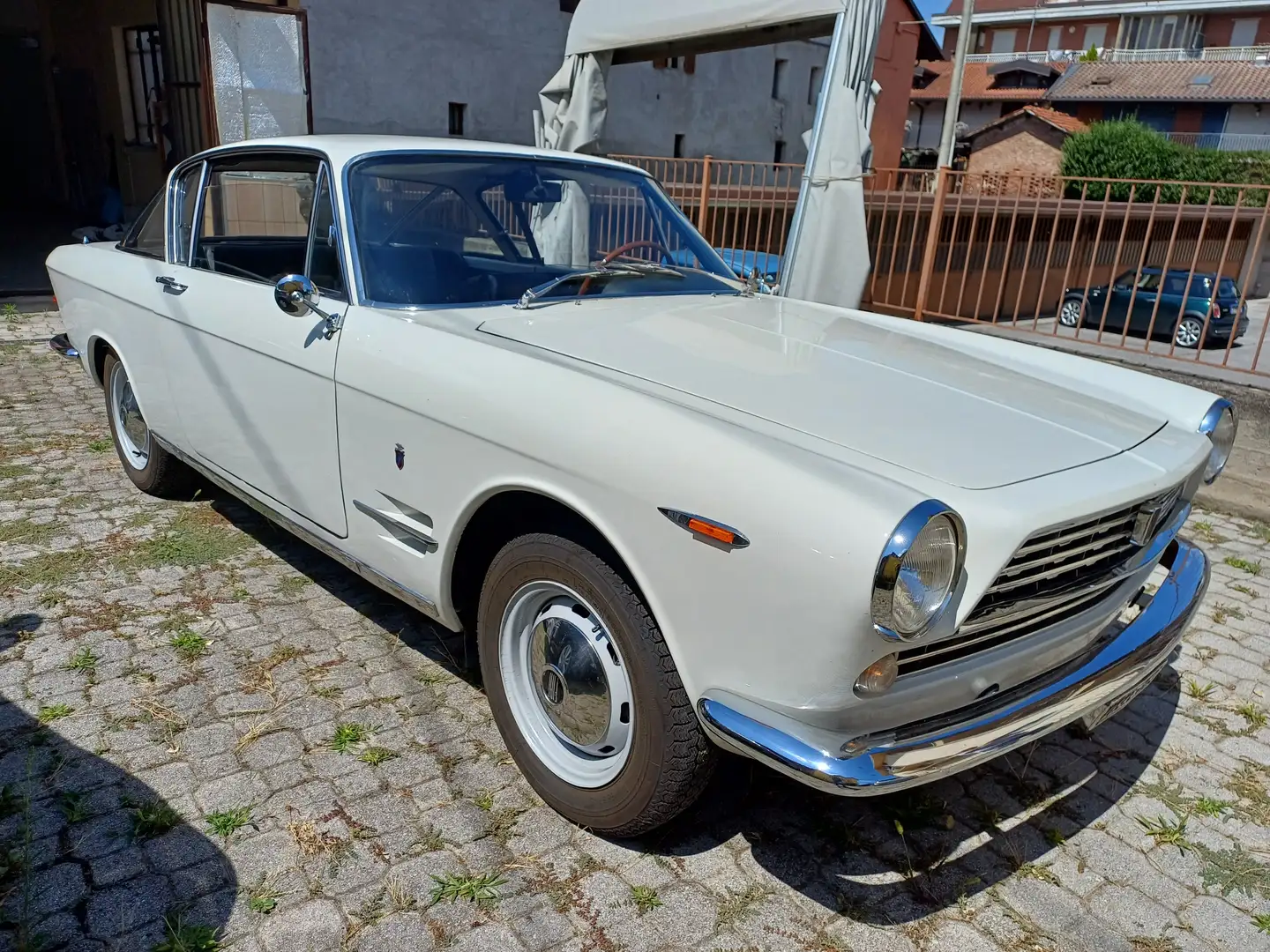 Fiat 2300 Abarth Bílá - 1