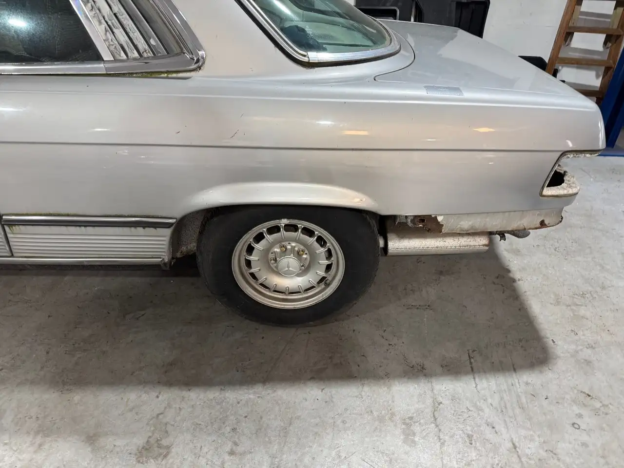 Mercedes-Benz 350 SLC Schlachtfahrzeug K-Jetronik C107, foto 5