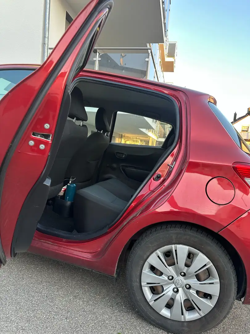 Toyota Yaris Yaris Verso 1.3 Automatik Rouge - 1