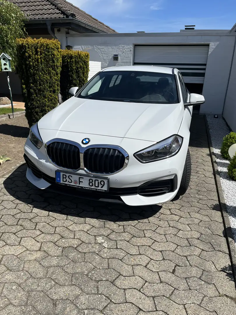 BMW 118 118 i Advantage Weiß - 1